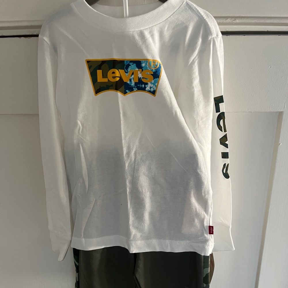 Levis Matching Set Camo Themed shirt and Jogger Pant.  Size 4T